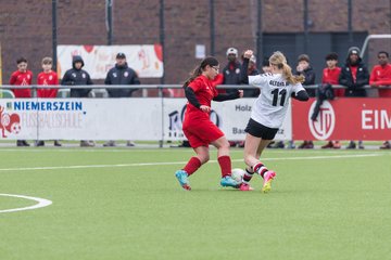 Bild 342 - wCJ Eimsbuettler TV : Altona 93 - Ergebnis: 1:1
